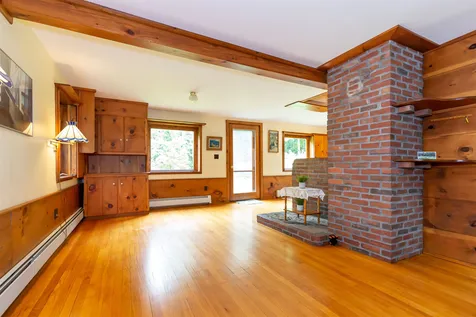 11 Rangeway Road Deering NH 03244