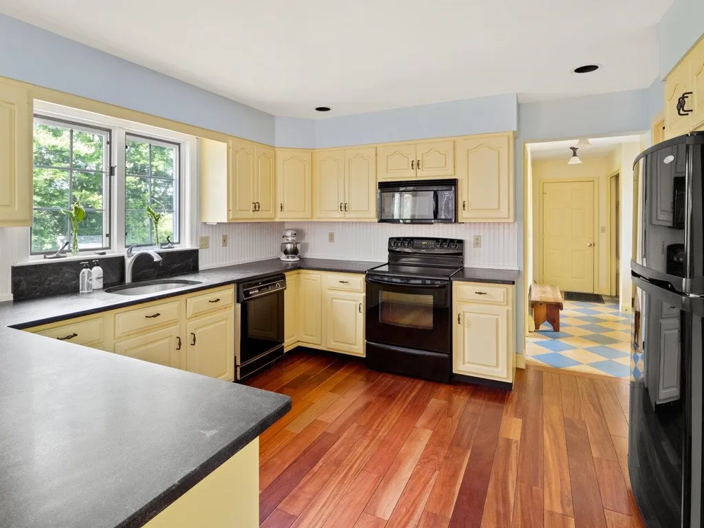 194 Turtle Pond Road Williston VT 05495