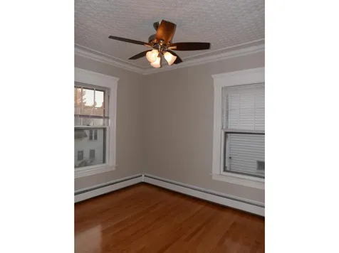 484 Milton Street Manchester NH 03103