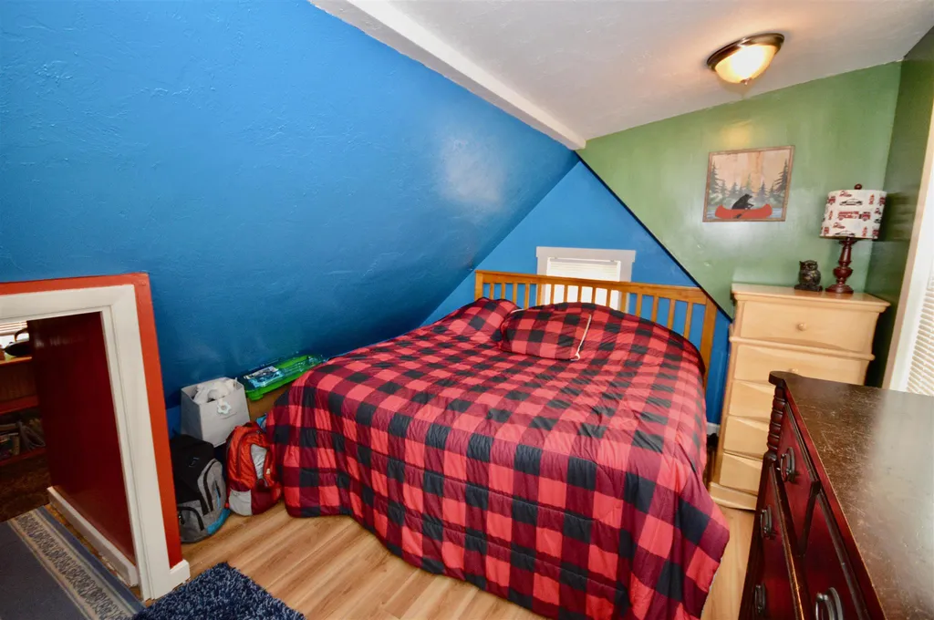 71 East Bow Street Franklin NH 03235