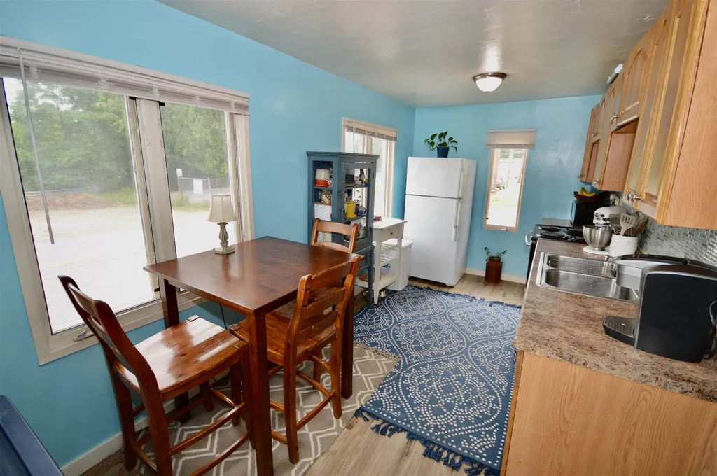 71 East Bow Street Franklin NH 03235