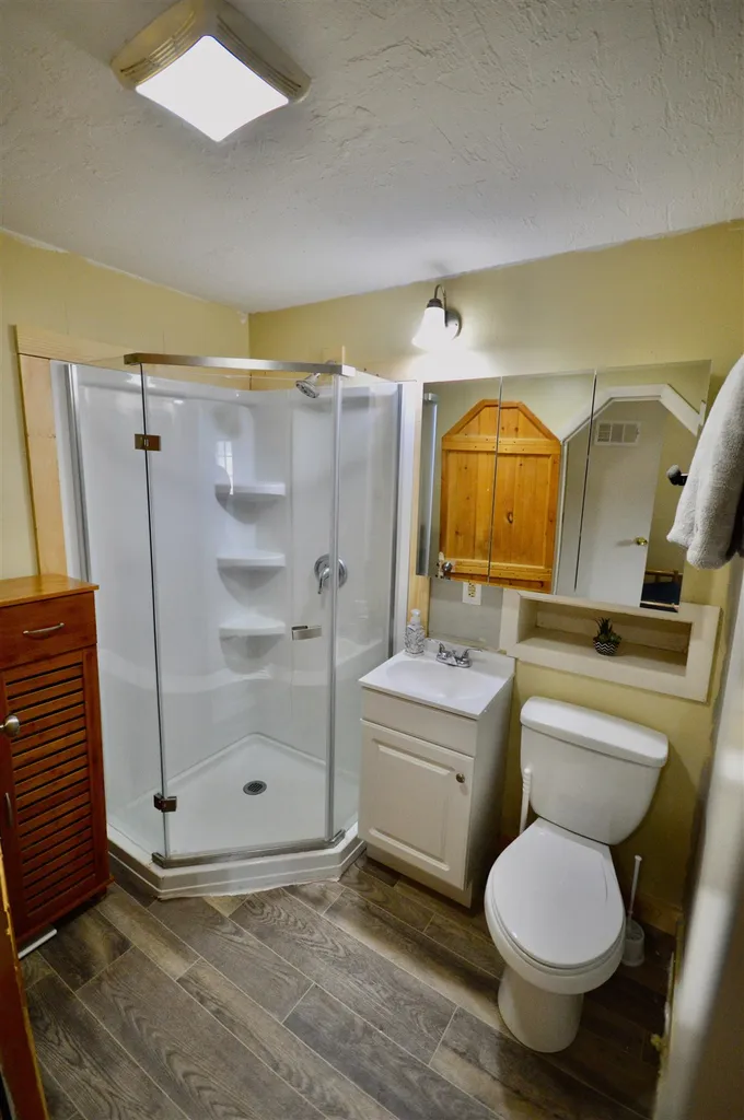71 East Bow Street Franklin NH 03235