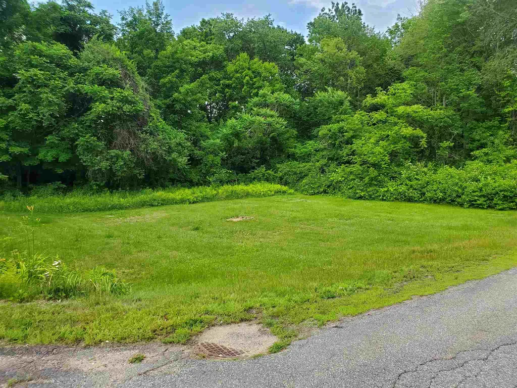 18 Chase Place Keene NH 03431