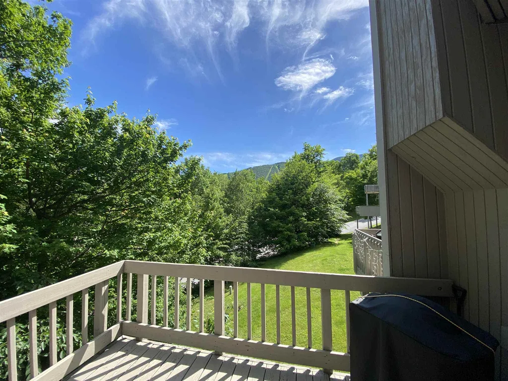 72 Trailside Drive Warren VT 05674