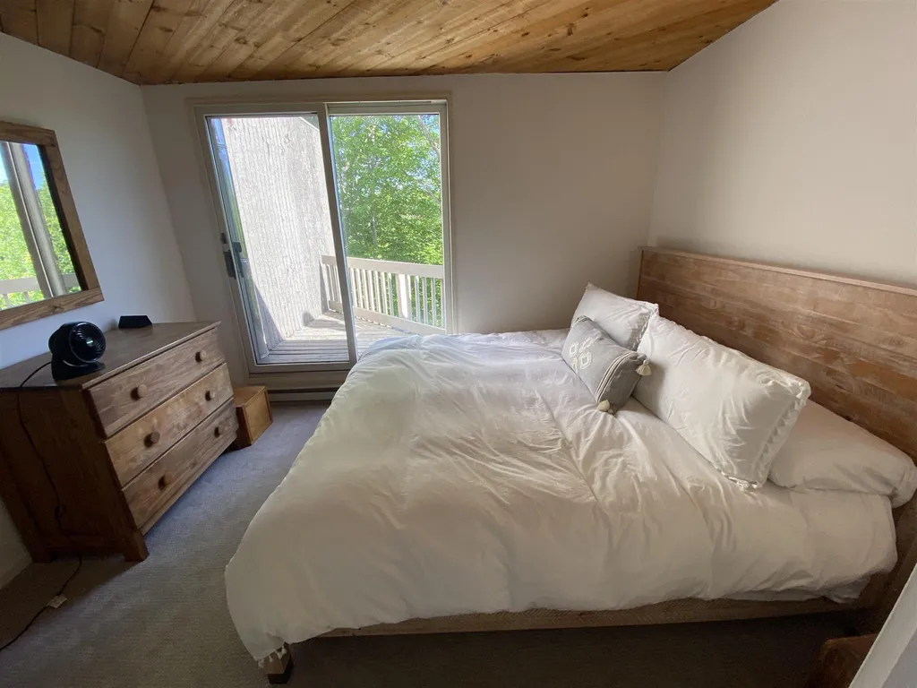 72 Trailside Drive Warren VT 05674