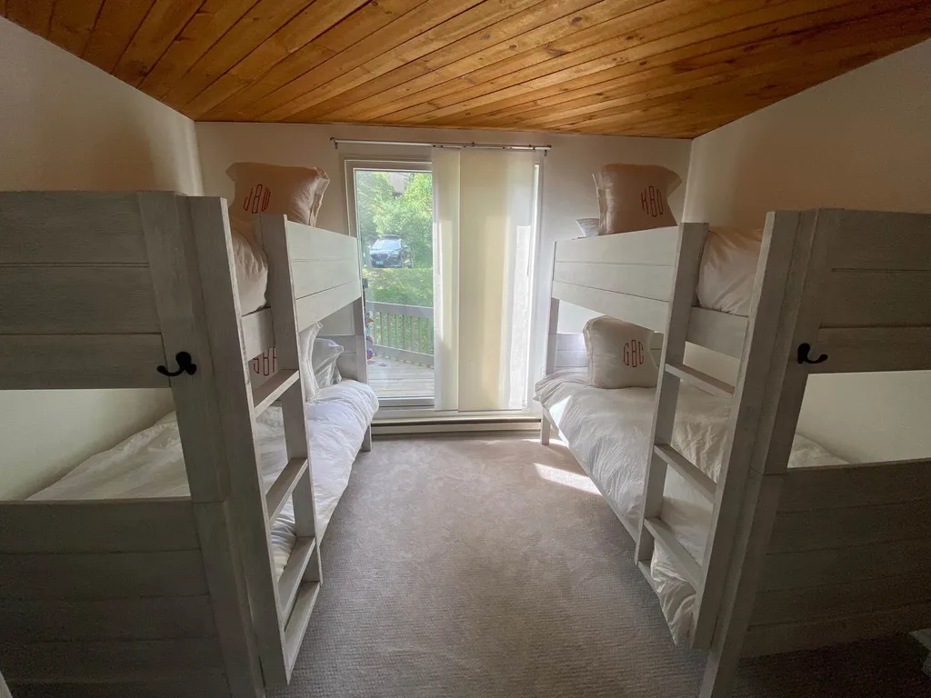 72 Trailside Drive Warren VT 05674