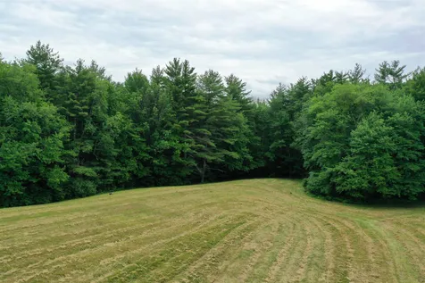 1 Dow Road Mont Vernon NH 03057