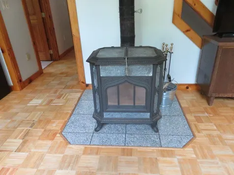 1271 Main Street Grafton NH 03240