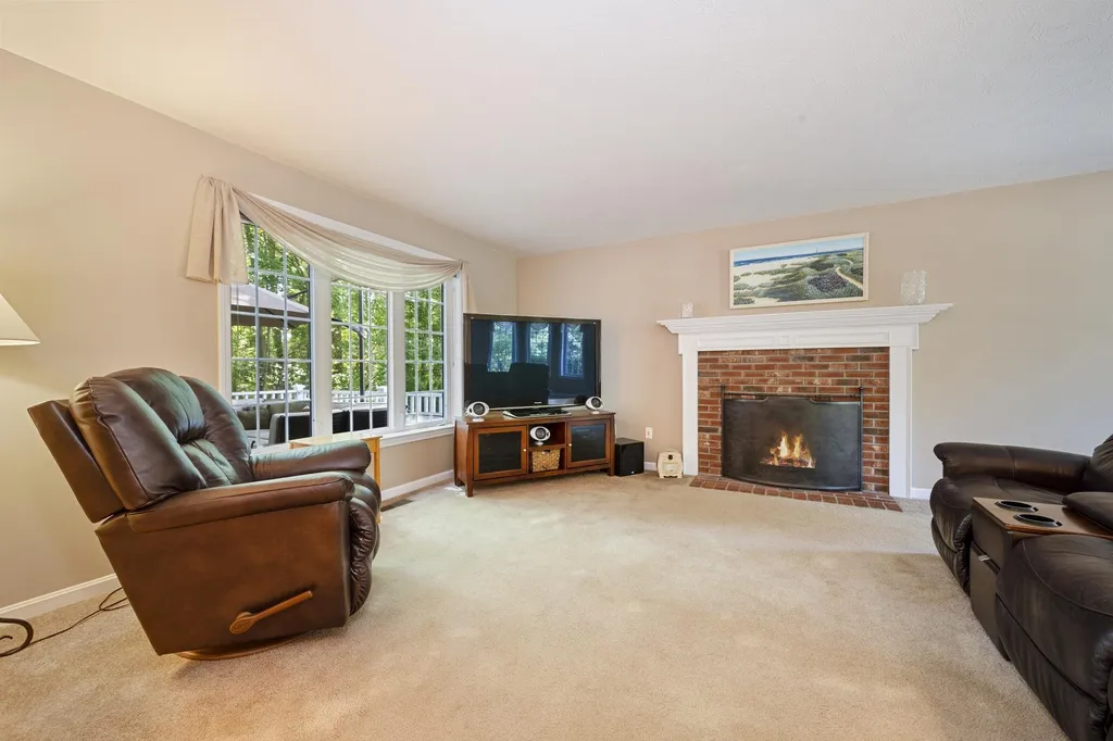 38 Pekoe Drive Concord NH 03301