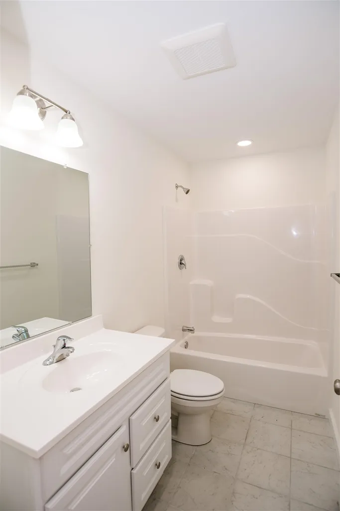 157 Maple Leaf Lane Shelburne VT 05482