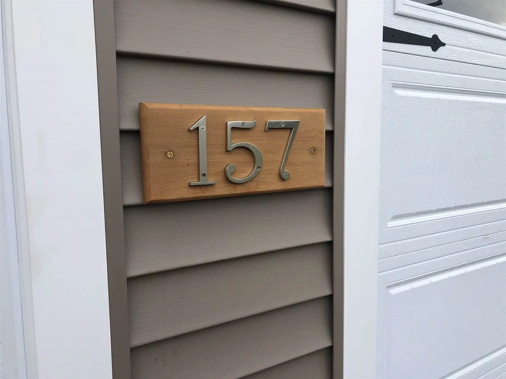 157 Maple Leaf Lane Shelburne VT 05482