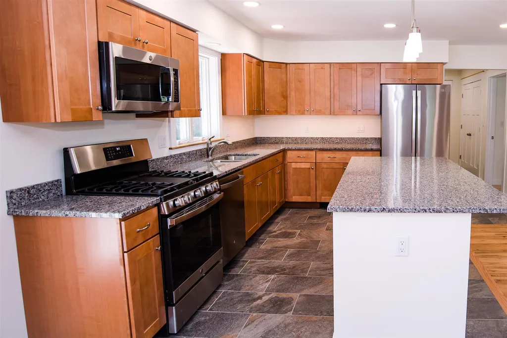 157 Maple Leaf Lane Shelburne VT 05482