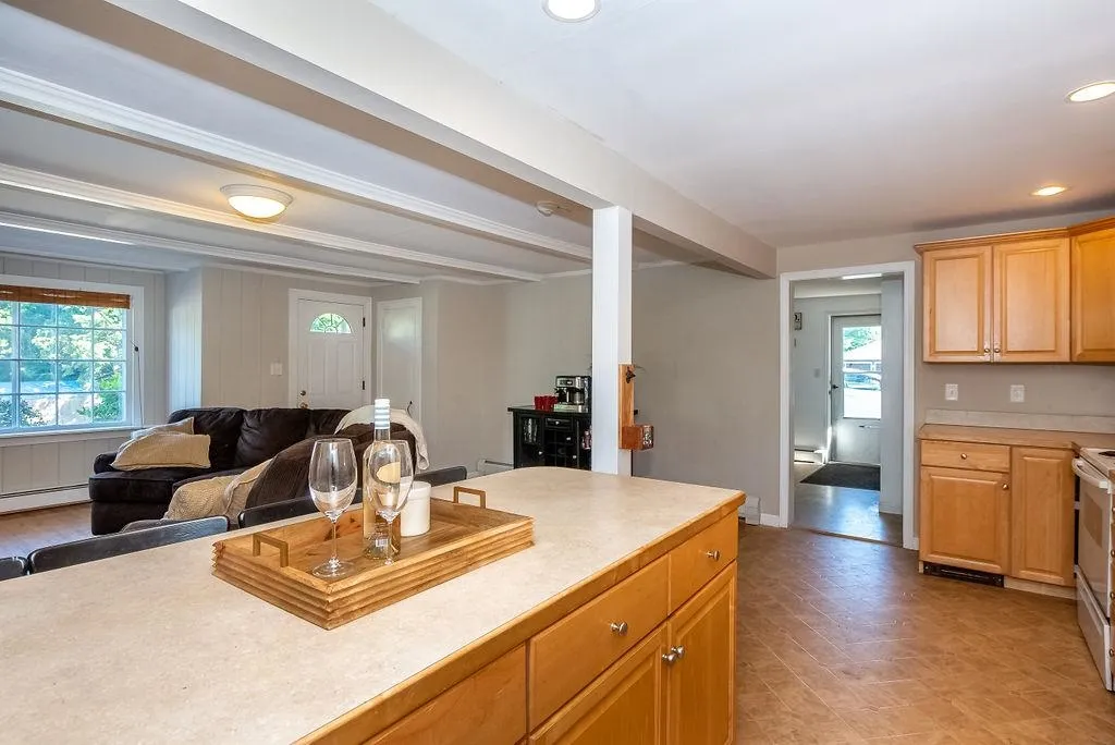 237 Edmond Avenue Portsmouth NH 03801