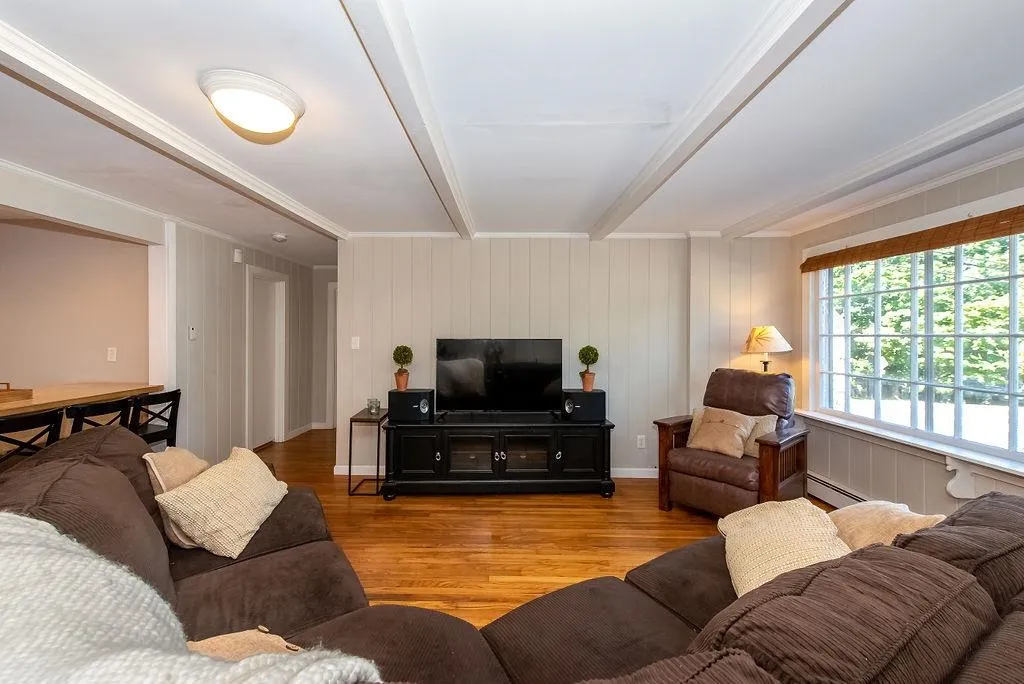 237 Edmond Avenue Portsmouth NH 03801