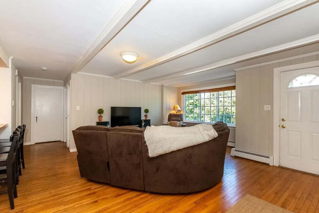 237 Edmond Avenue Portsmouth NH 03801