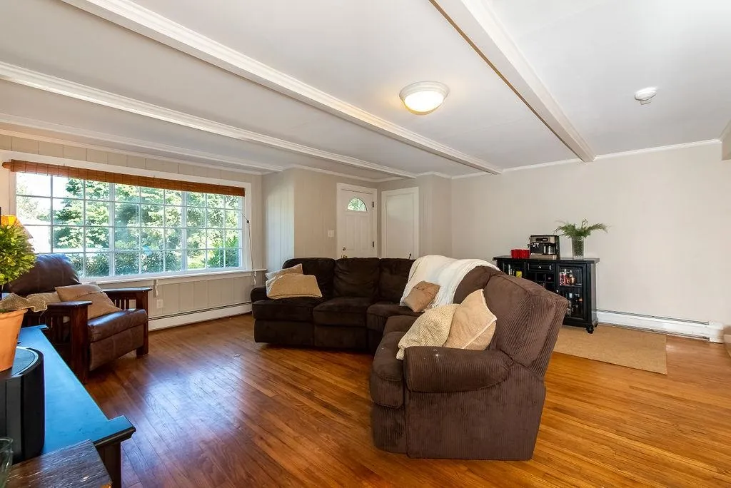 237 Edmond Avenue Portsmouth NH 03801