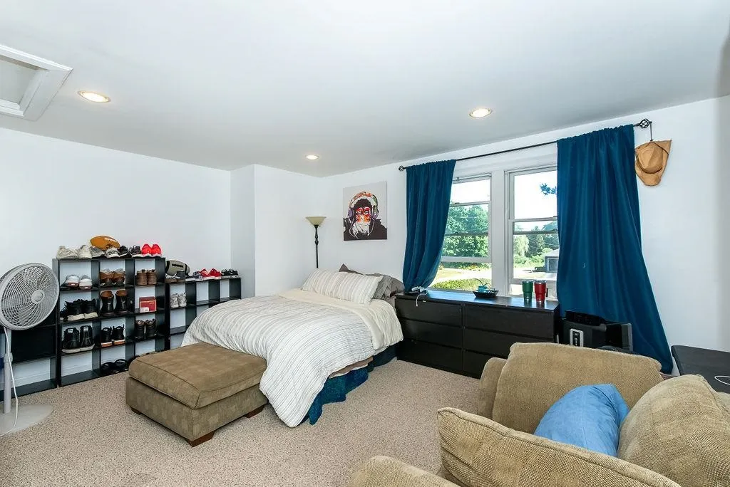 237 Edmond Avenue Portsmouth NH 03801