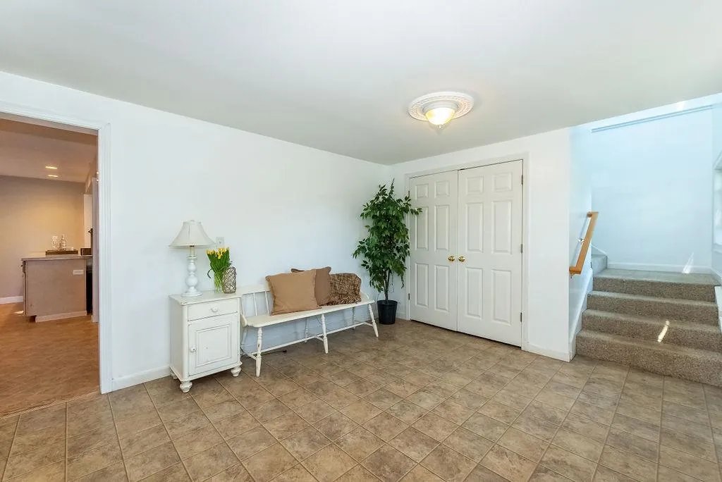 237 Edmond Avenue Portsmouth NH 03801