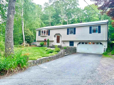 7 Bear Hill Road Newton NH 03858