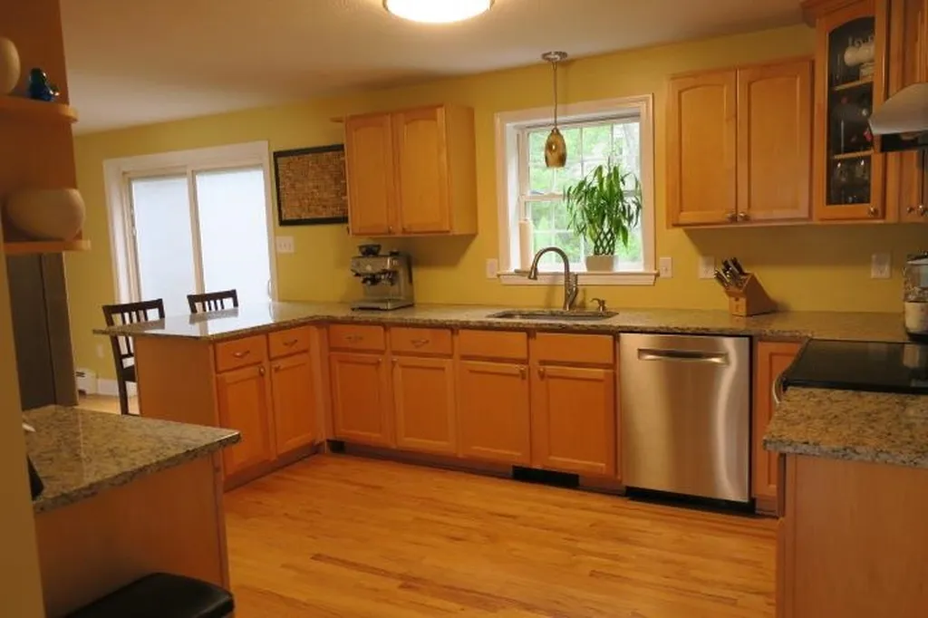207 Pasture Drive Manchester NH 03102
