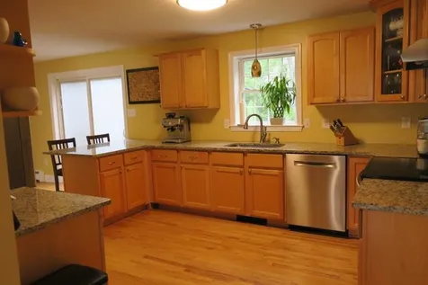 207 Pasture Drive Manchester NH 03102
