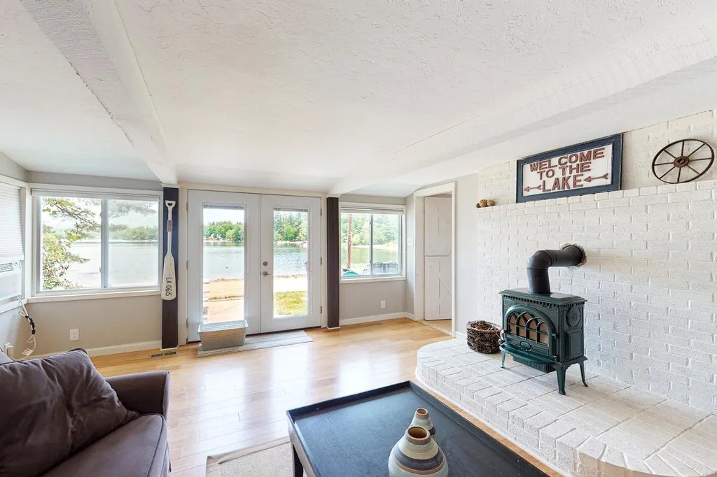 105 Gardners Grove Road Belmont NH 03220