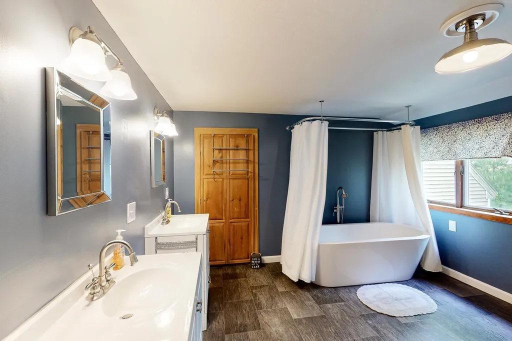 105 Gardners Grove Road Belmont NH 03220