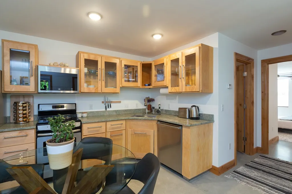 390 Colchester Avenue Burlington VT 05401