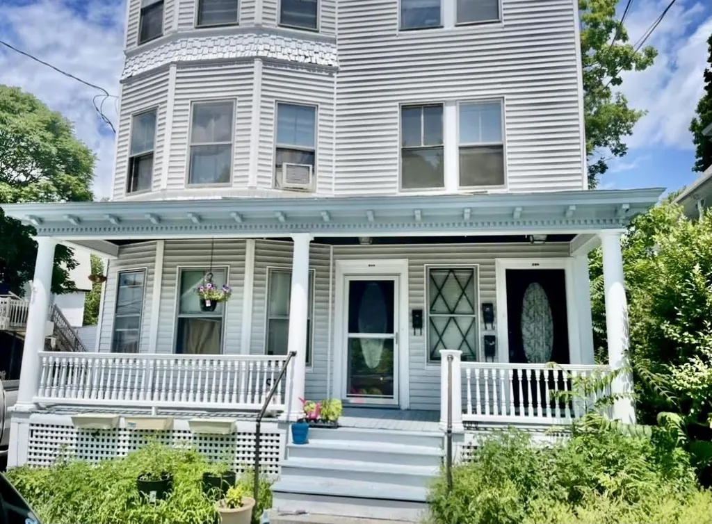 396 Amherst Street Manchester NH 03104