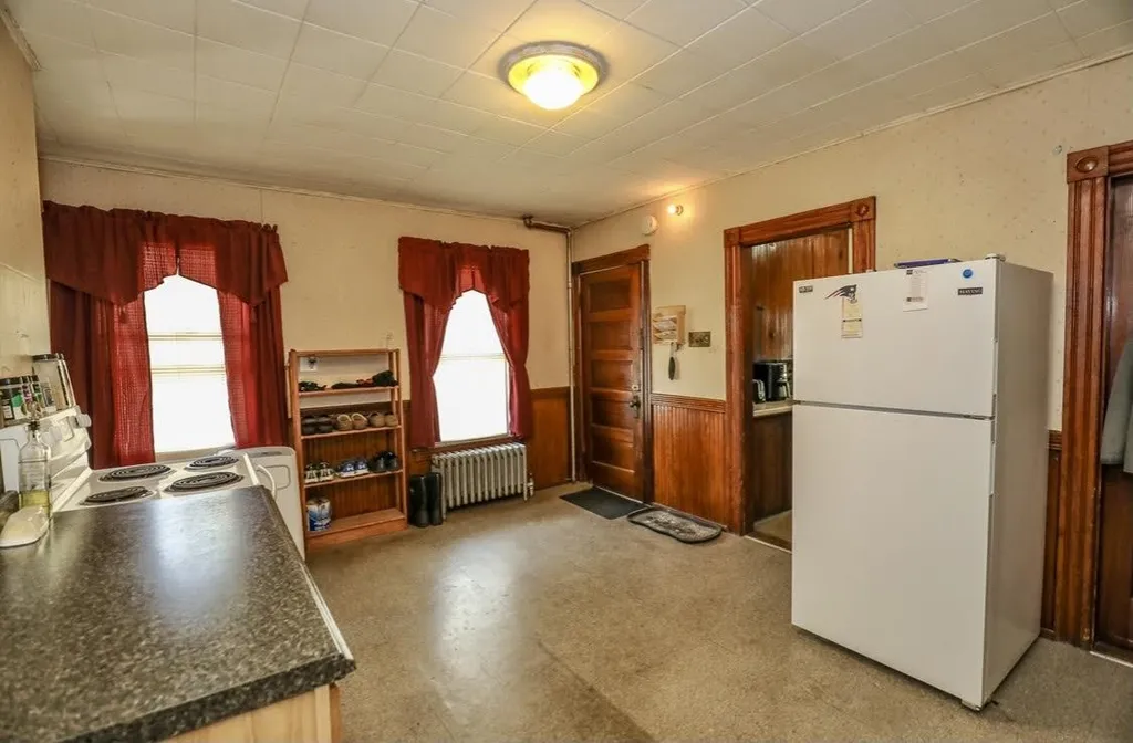 396 Amherst Street Manchester NH 03104