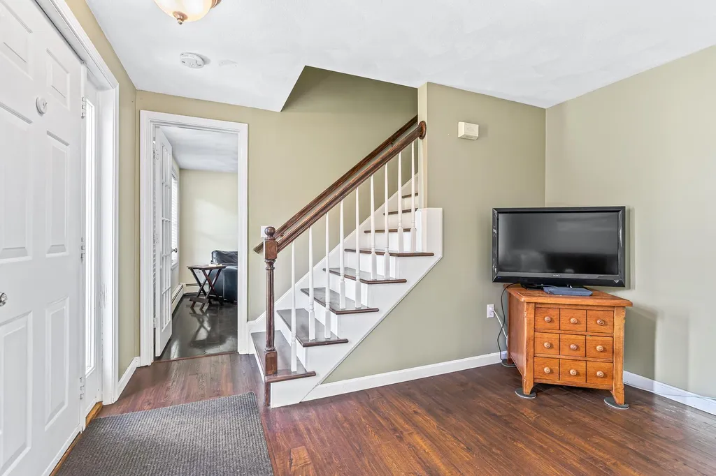 17 Smith Corner Road Plaistow NH 03865