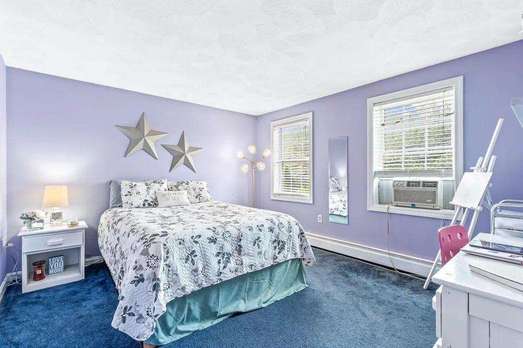 17 Smith Corner Road Plaistow NH 03865