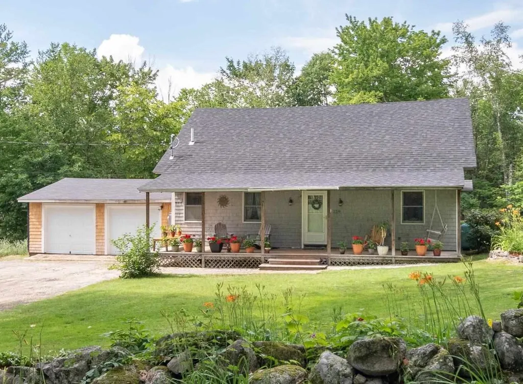 139 Severance Road Moultonborough NH 03254