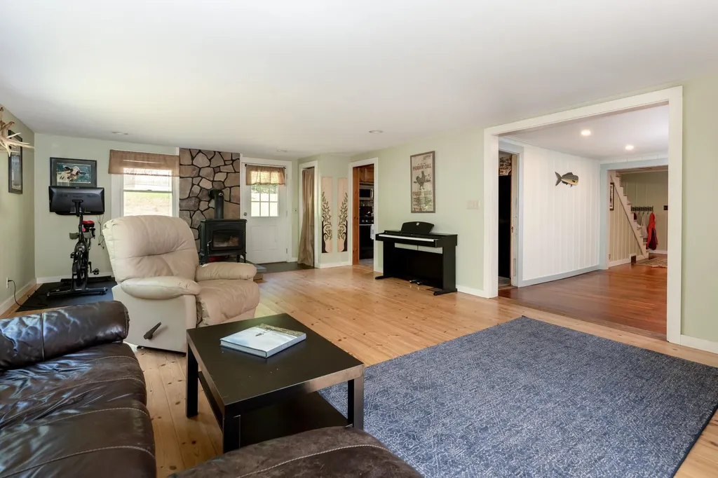 139 Severance Road Moultonborough NH 03254
