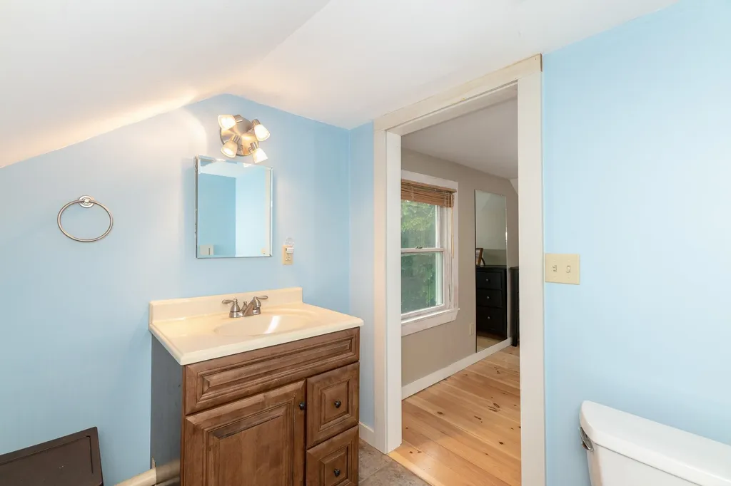 139 Severance Road Moultonborough NH 03254