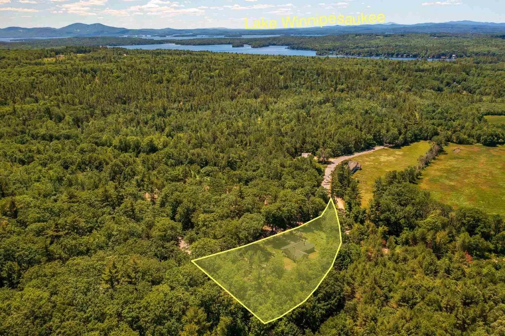 139 Severance Road Moultonborough NH 03254