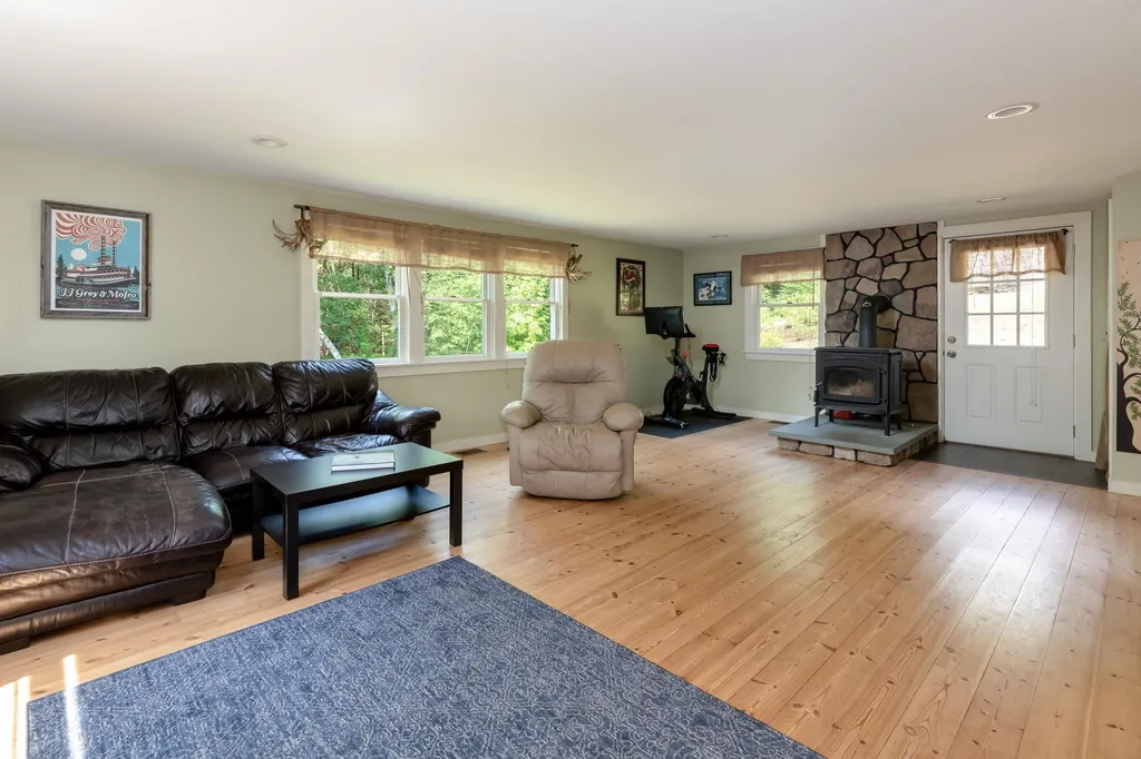 139 Severance Road Moultonborough NH 03254
