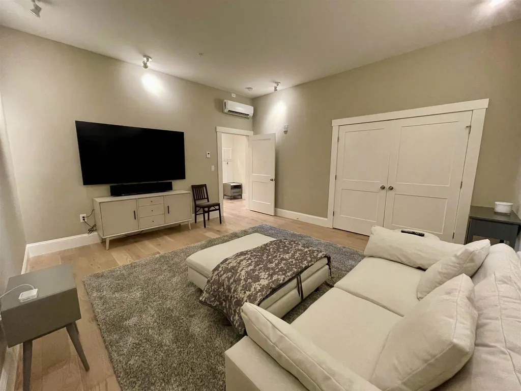 211 Union Street Portsmouth NH 03801