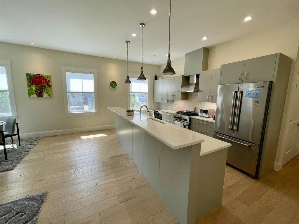 211 Union Street Portsmouth NH 03801