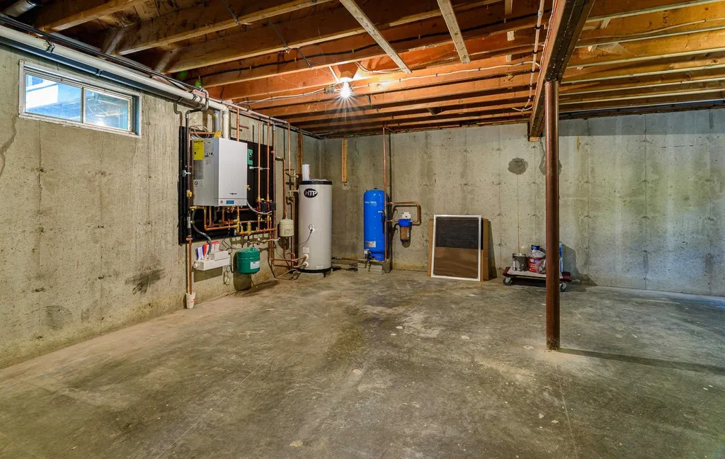 14 Caldwell Lane Barrington NH 03825