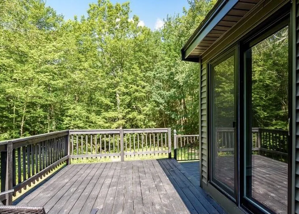 14 Caldwell Lane Barrington NH 03825