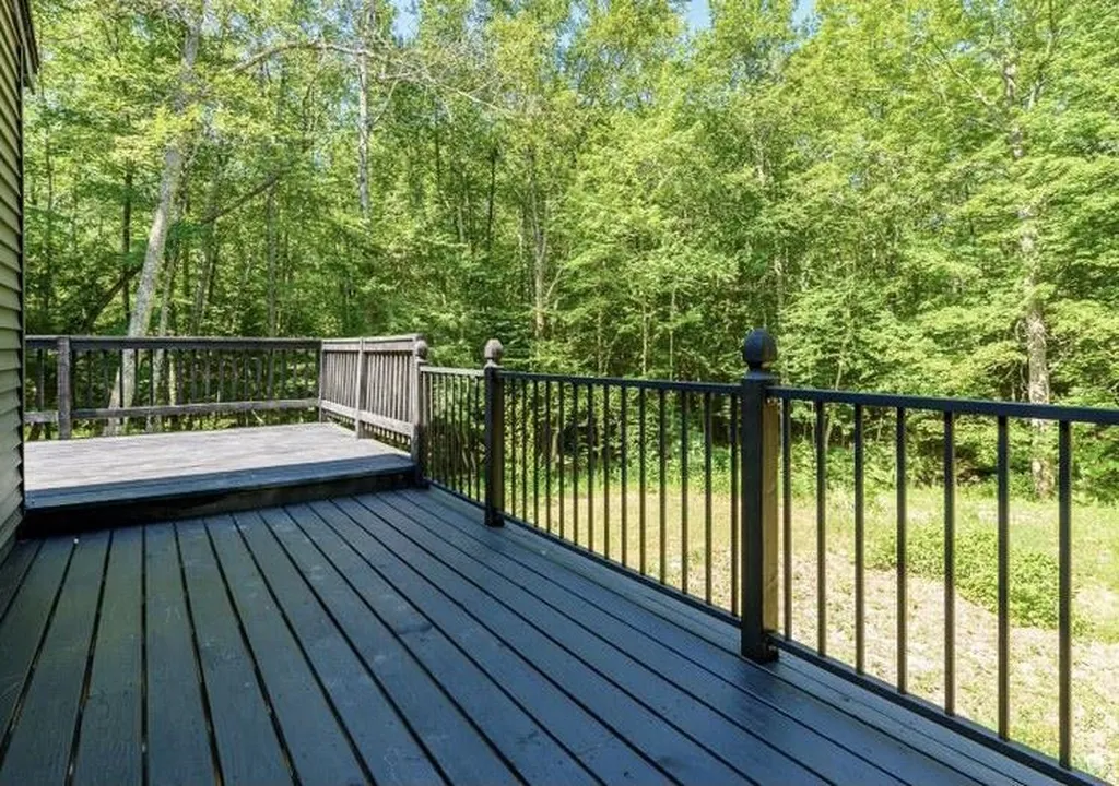 14 Caldwell Lane Barrington NH 03825