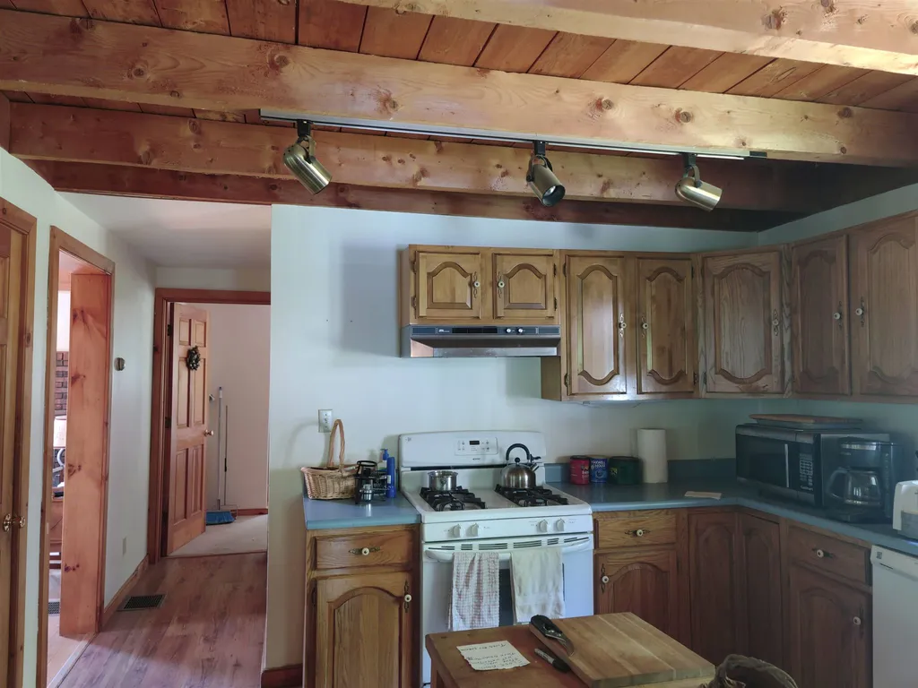 49 East Randolph Road Chelsea VT 05038