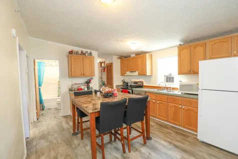 70 Hoit Mill Road Weare NH 03281