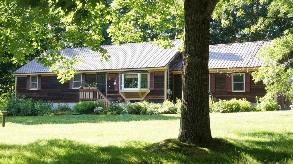 287 Old Hillsboro Road Henniker NH 03242