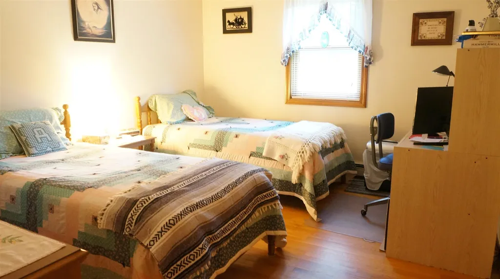 287 Old Hillsboro Road Henniker NH 03242
