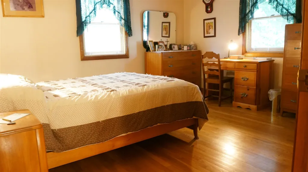 287 Old Hillsboro Road Henniker NH 03242