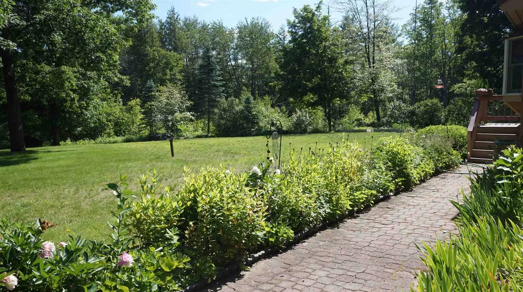 287 Old Hillsboro Road Henniker NH 03242