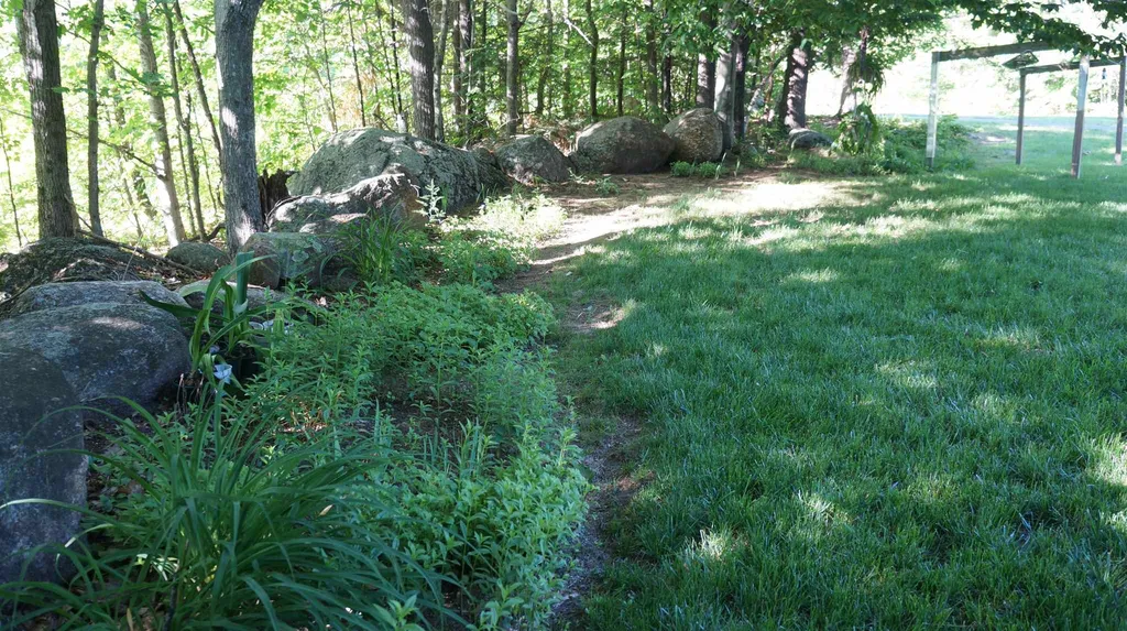 287 Old Hillsboro Road Henniker NH 03242