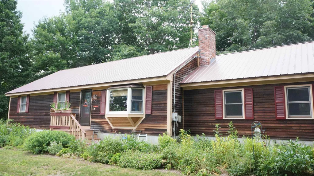 287 Old Hillsboro Road Henniker NH 03242